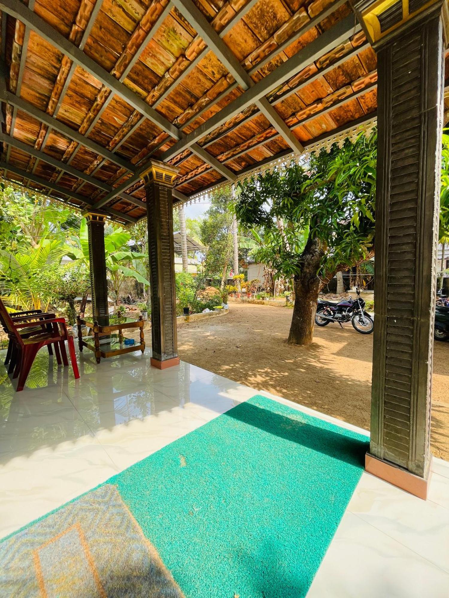The Munroe Villagio Homey Mundrothuruth Bagian luar foto