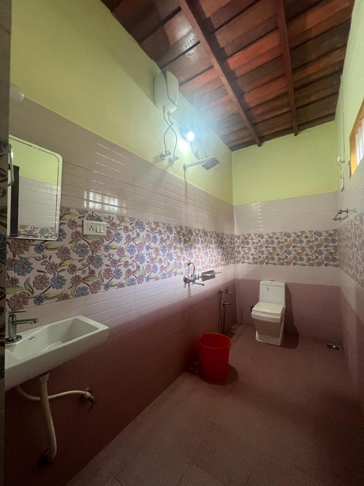 The Munroe Villagio Homey Mundrothuruth Bagian luar foto